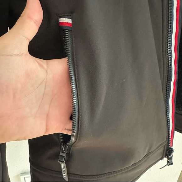Tommy Hilfiger Men's Black Soft-Shell Hooded Performance Jacket Size: XL - Picture 13 of 16